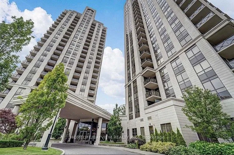 133 Wynford Dr #Penthouse 304 — Photo 2
