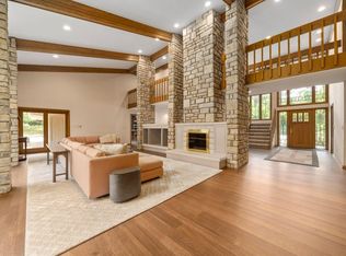 2800 Squires Rdg, Upper Arlington, OH 43220