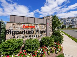 13 Jasmine Ln, Garfield, NJ 07026