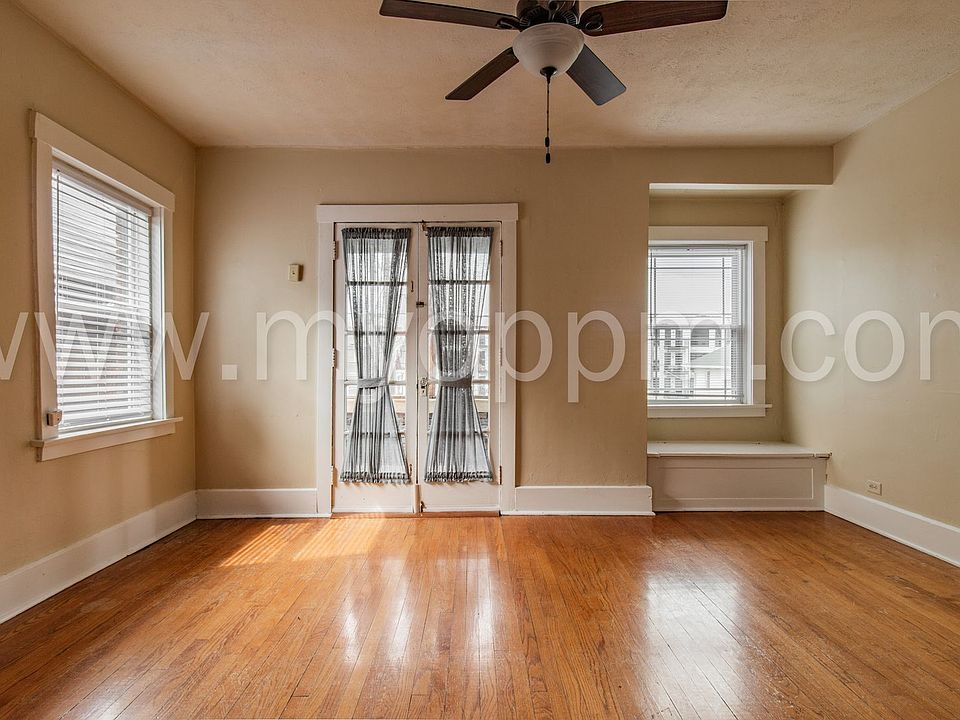 1st image of 911 Forest Ave #911/03