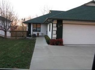 127 Southport Ln, Kimberling City, MO 65686