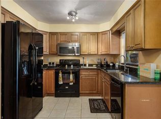 1012 SE 26th Ter, Cape Coral, FL 33904