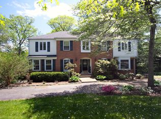 7 Roberts Dr, Mountain Lakes, NJ 07046