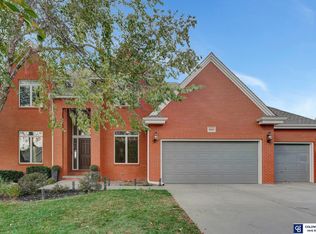 7620 Jason Dr, Lincoln, NE 68516