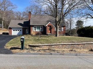 20 Lynn Heights Rd, Torrington, CT 06790