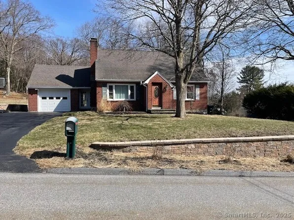 20 Lynn Heights Road, Torrington, CT 06790