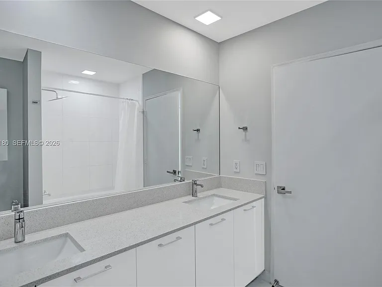 950 Brickell Bay Dr #4610 — Photo 19