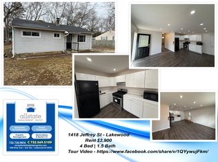 1418 Jeffrey St, Lakewood, NJ 08701