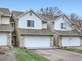 412 Pleasant Ln, Chaska, MN 55318