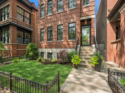 1244 W Cornelia Ave APT 1, Chicago, IL, 60657