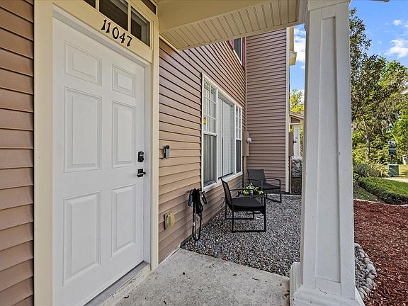 4th image of 11047 Black Swan Ct
