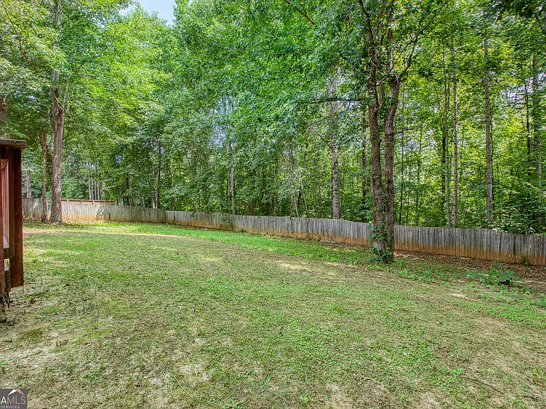 255 Squire Ln — Photo 53