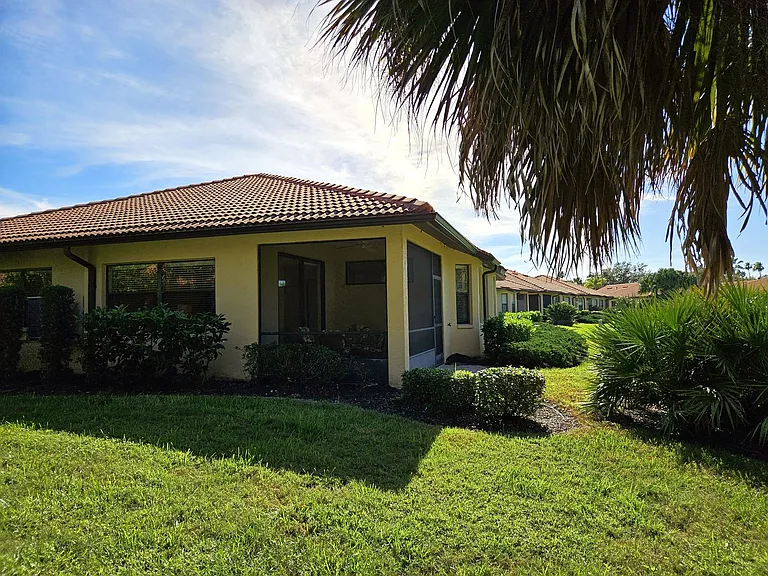 4528 Cancello Grande Ave — Photo 14