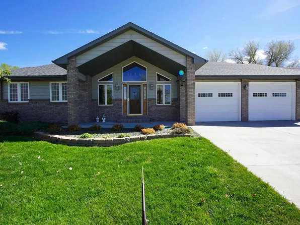 123 Riverbend Rd, Casper, WY 82604