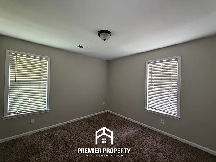 7205 Ransdorp Dr — Photo 12