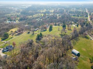 11297 Valley View Ln, Burlington, IA 52601