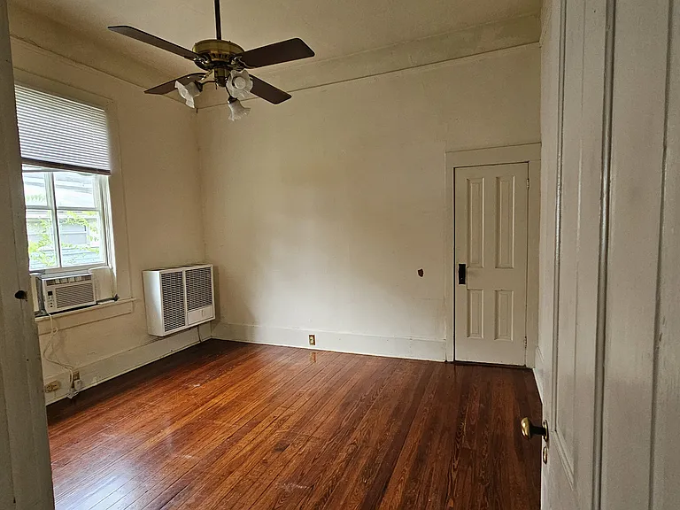 308 NW 2nd St #B — Photo 5