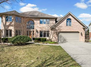 2807 Turnberry Rd, Saint Charles, IL 60174
