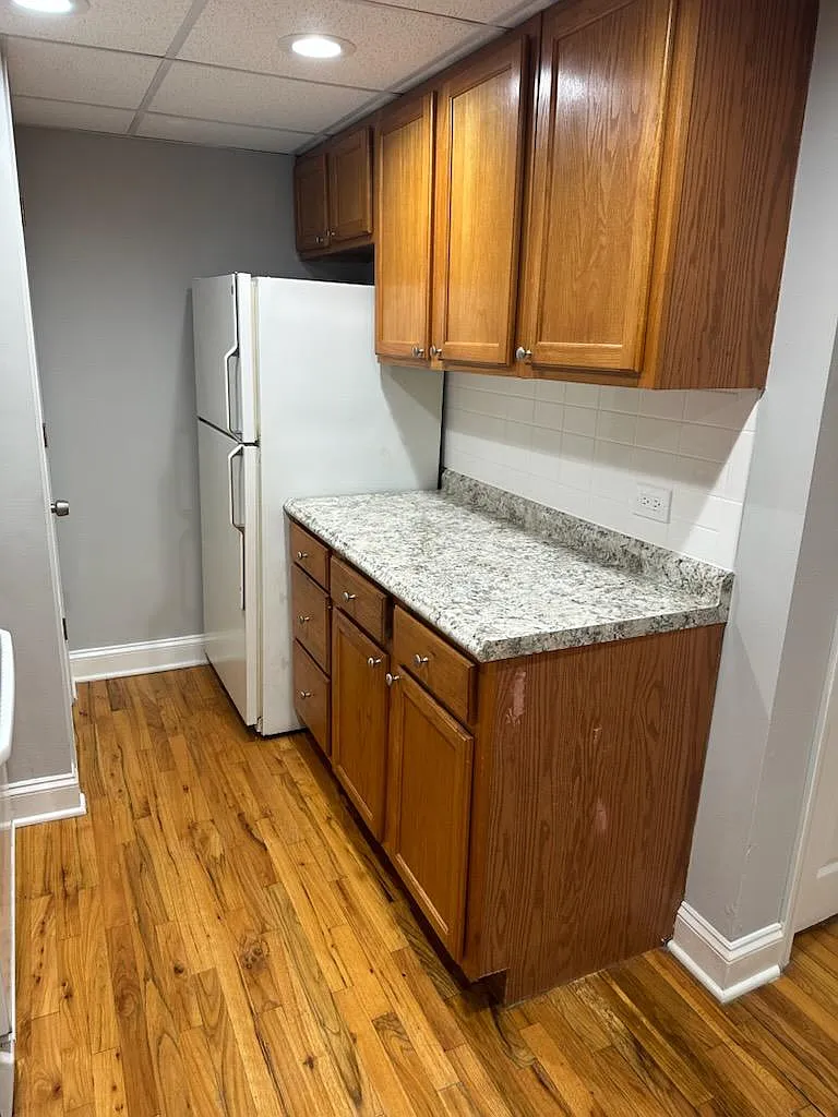1 bed, 650 sqft, $1,350 — Photo 3