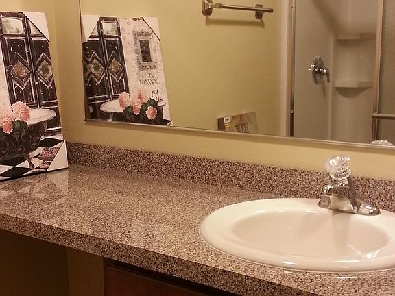 Master Bathroom with walkin shower