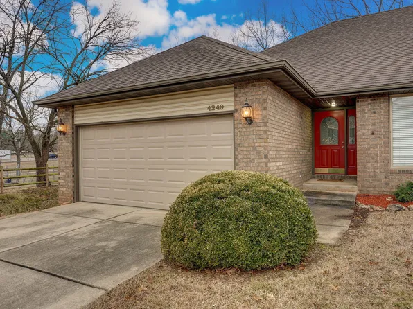4249 S Kimbrough Avenue, Springfield, MO 65810
