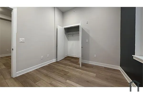 Building Photo - 2105 Germantown Ave #8