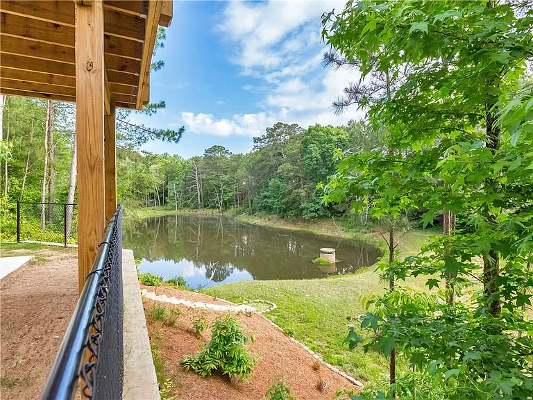 336 Nobleman Way — Photo 45