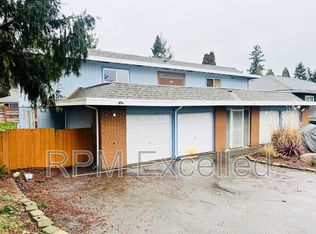 2500 S 286th Pl APT C, Federal Way, WA 98003