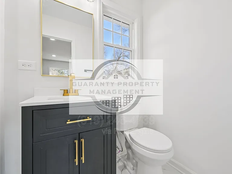 2343 Derby Dr — Photo 9