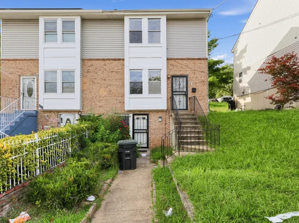 910 Southern Ave SE, Washington, DC 20032