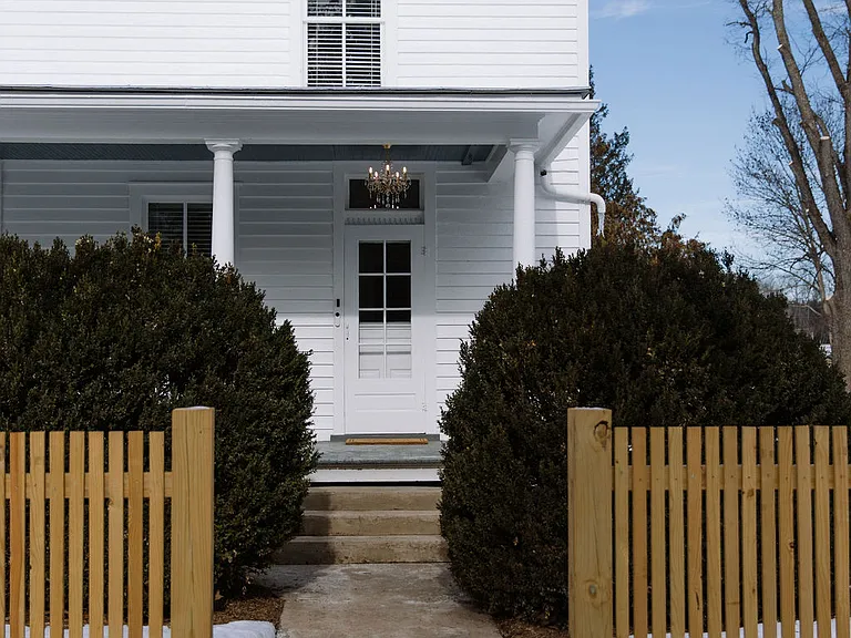 8529 Main St — Photo 25