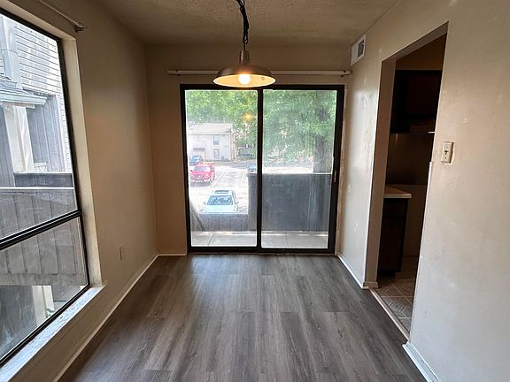 5th image of 2800 Clarke Rd #2