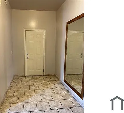 3939 W Fillmore St — Photo 12