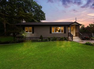 3 Virginia Ave, Ronkonkoma, NY 11779