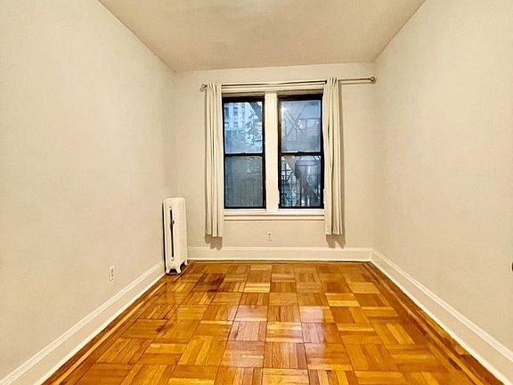 4th image of 116 E 83rd St APT 2