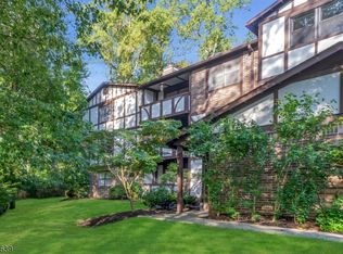 16G Heritage Dr, Chatham, NJ 07928