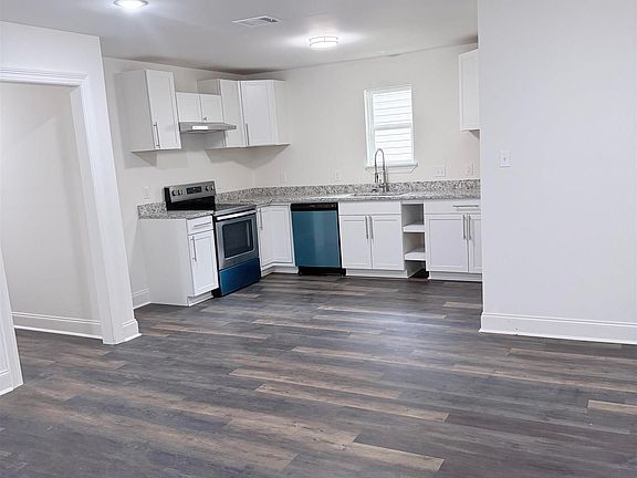 2nd image of 38254 Shelby Dr