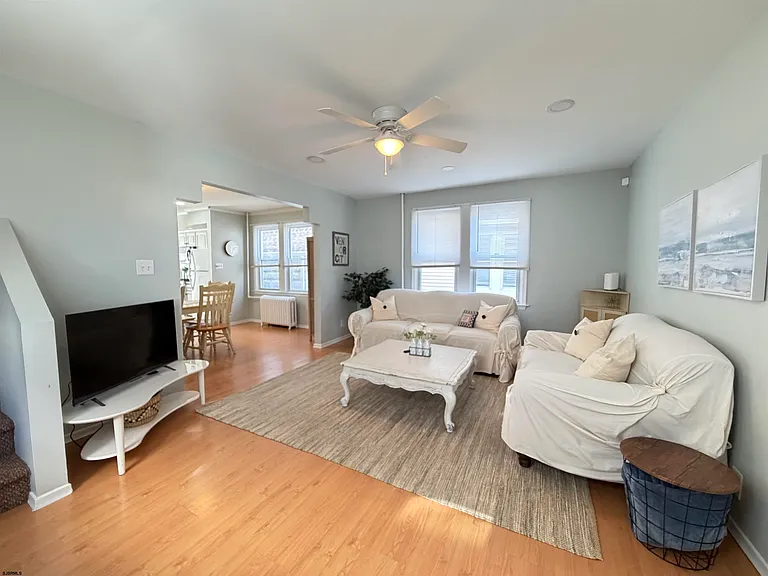 17 N Buffalo Ave — Photo 10