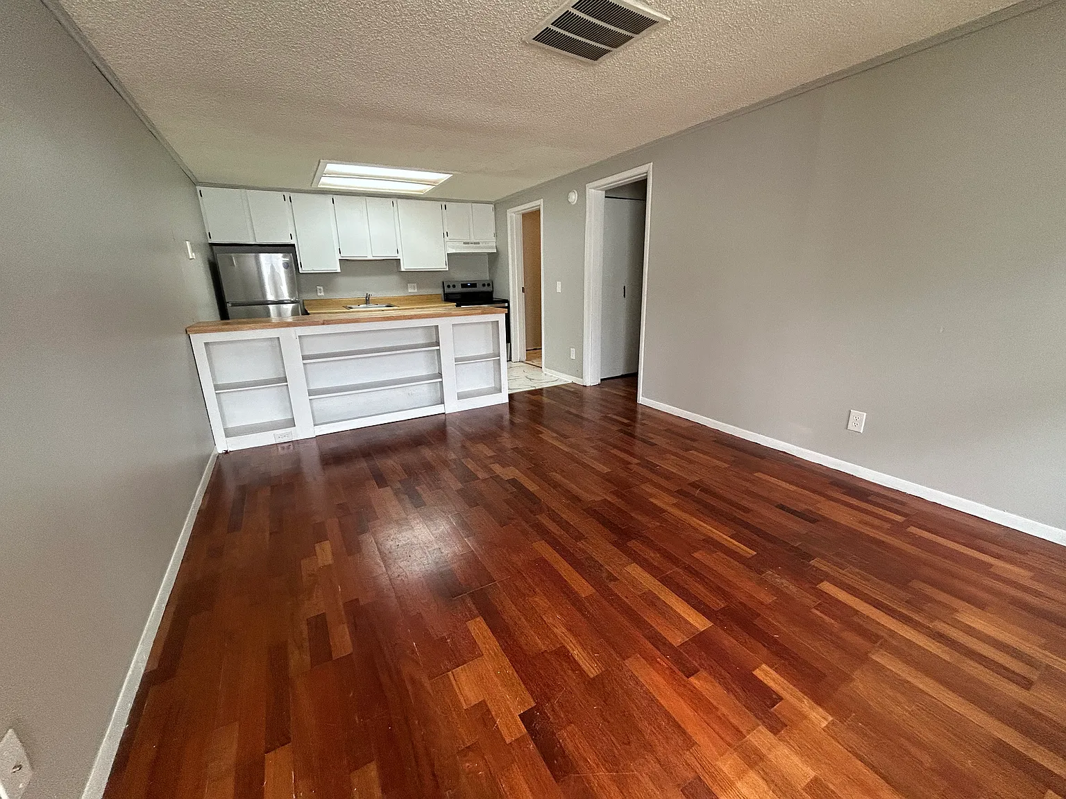 1 bed, $695 — Photo 3