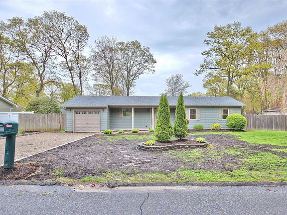 2nd image of 55 Brookhaven Dr