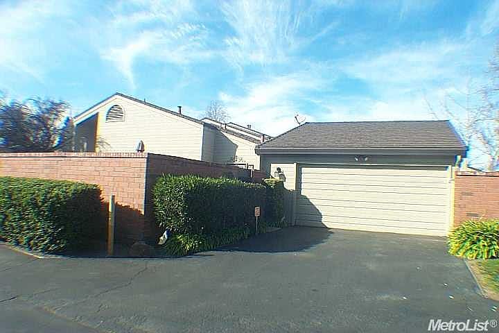 1st image of 4905 Grouse Run Dr