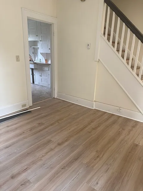 3 bed, 1100 sqft, $1,500 — Photo 3