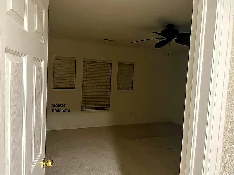 12833 Mayfair Way — Photo 33