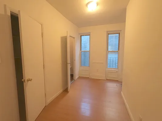 Rented by Dream NYC LLC | media 5