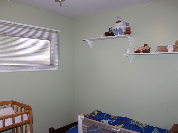 5th image of 18680 W Westwood Pl