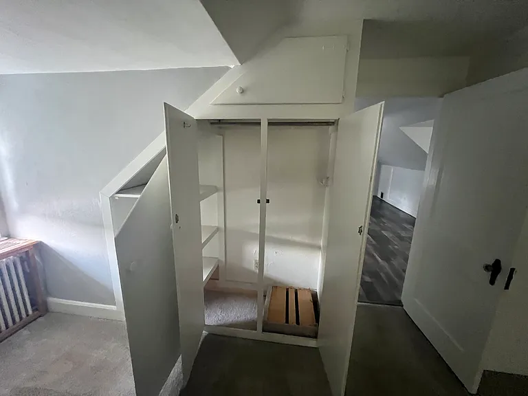 104 Dumont Ave #2 — Photo 21