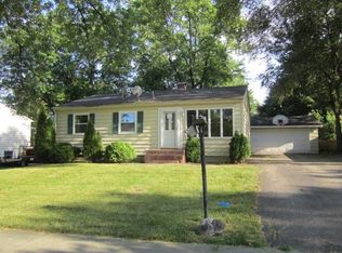 19461 W Harvard Ave, Mundelein, IL 60060