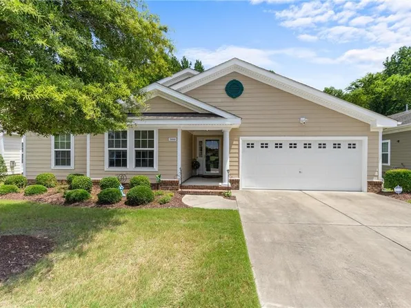 5080 Kings Grant Cir, Suffolk, VA 23434