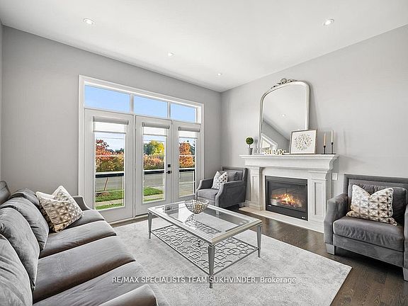 5th image of 34 Burlwood Rd