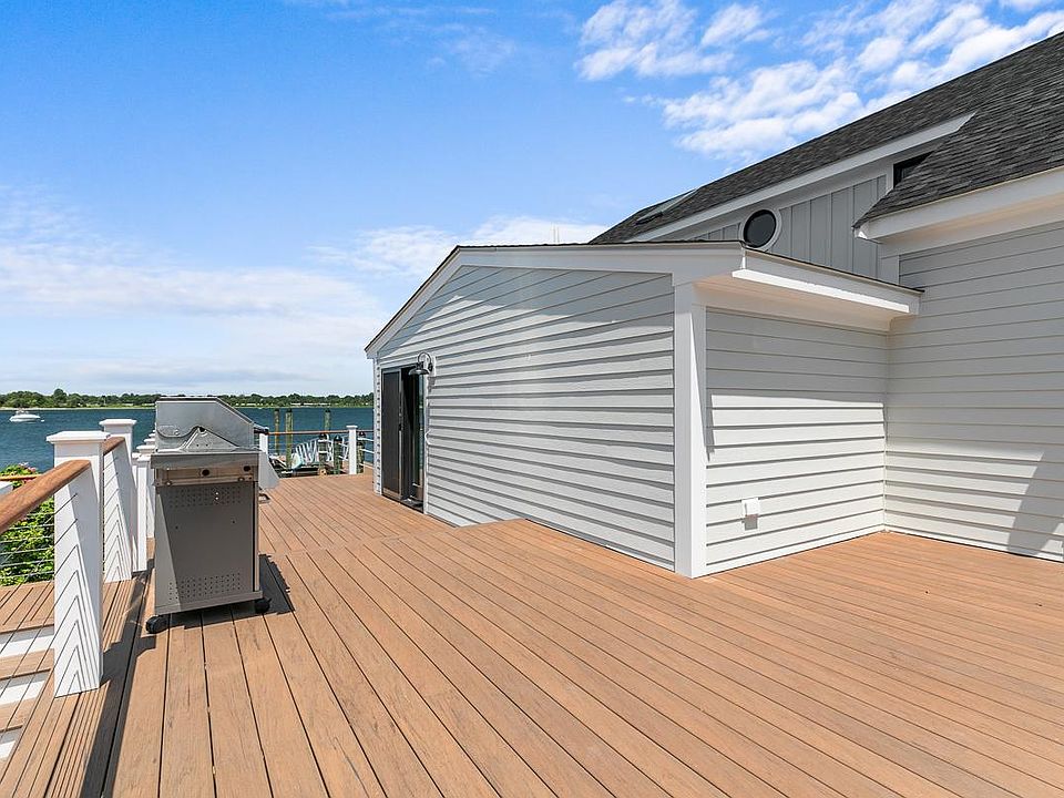 319 Riverside St, Portsmouth, RI 02871 Zillow